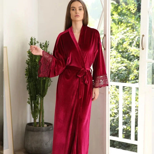 Robe de chambre femme chic en velours avec dentelle