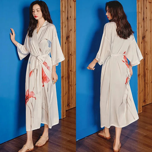 Robe de Chambre Femme Satin Blanc – Kimono Fleurs Rouges Lotus