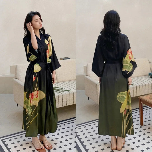 Robe de Chambre Femme Satin Noir Kimono Fleuri Lotus Vert